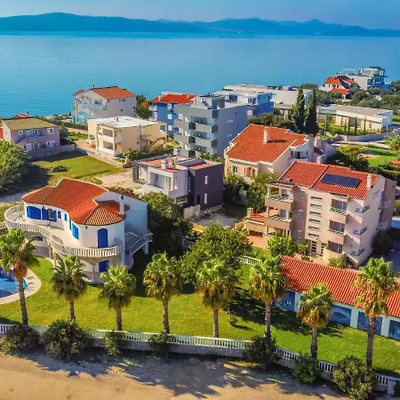 Marko-1 By Interhome Daire