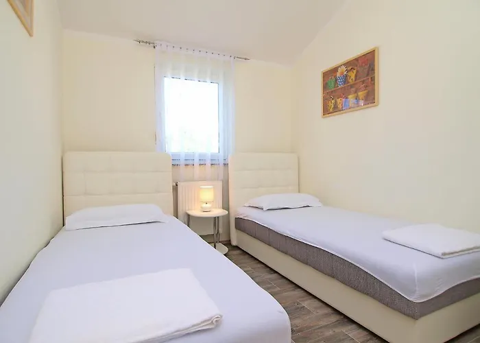 Marko-1 By Interhome Lägenhet Bibinje